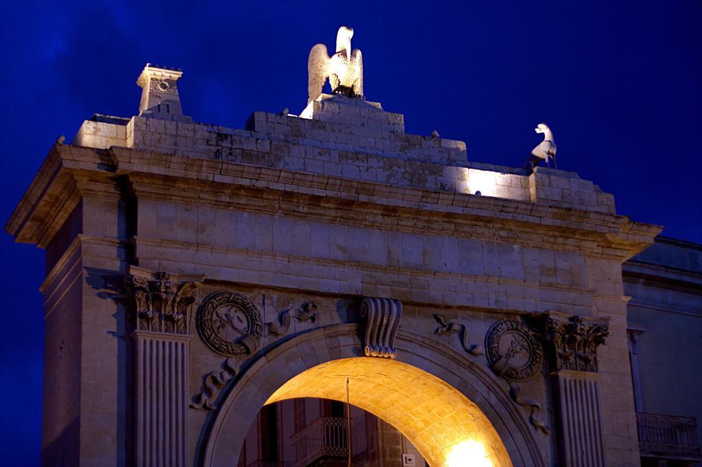 Noto Holiday ภายนอก รูปภาพ